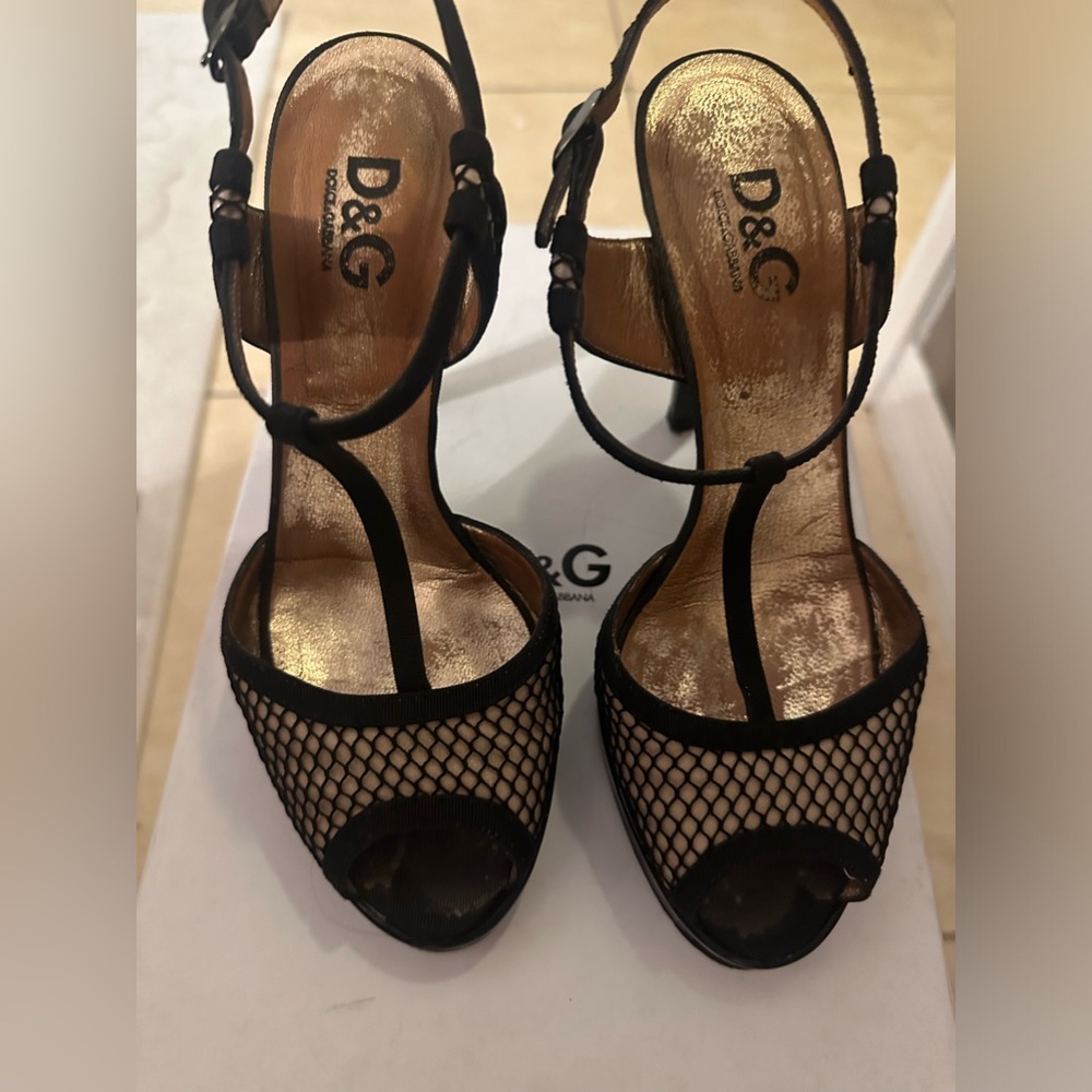 D&G by Dolce Gabbana , black size 6
